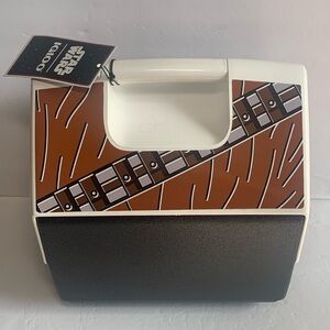 Igloo Star Wars CHEWBACCA Playmate Cooler 7 Quarts New